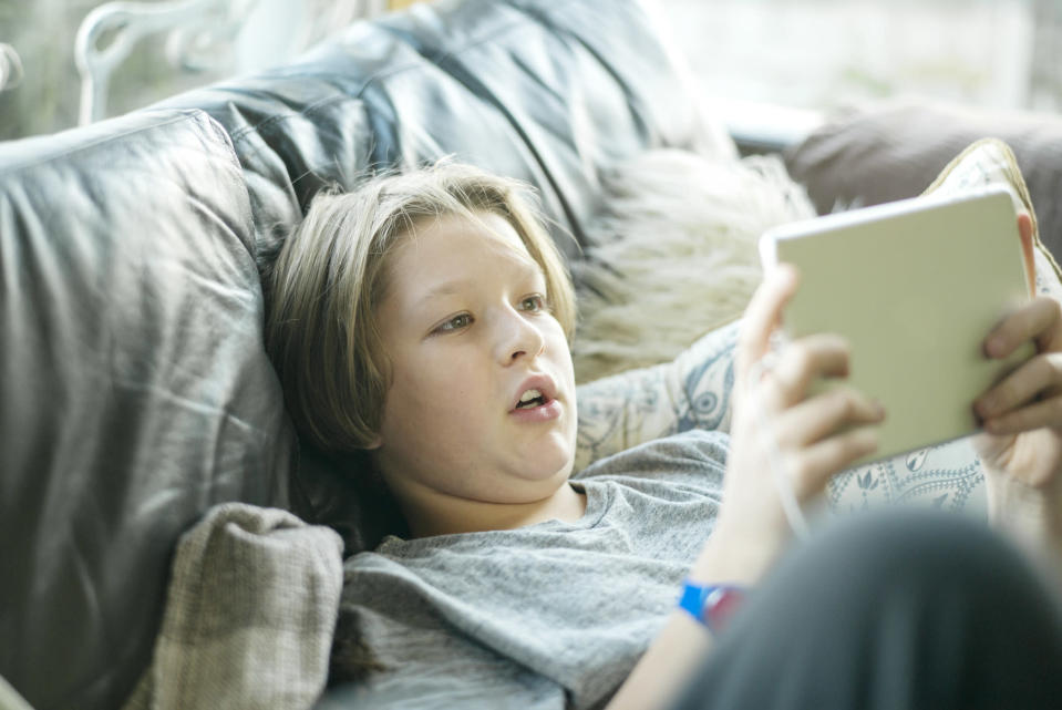 How can you tell if your child is having too much screen time? [Photo: Getty]