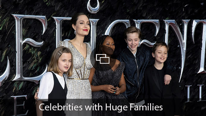 Angelina Jolie, Vivienne Jolie-Pitt, Zahara Jolie-Pitt, Shiloh Jolie-Pitt and Knox Leon Jolie-Pitt