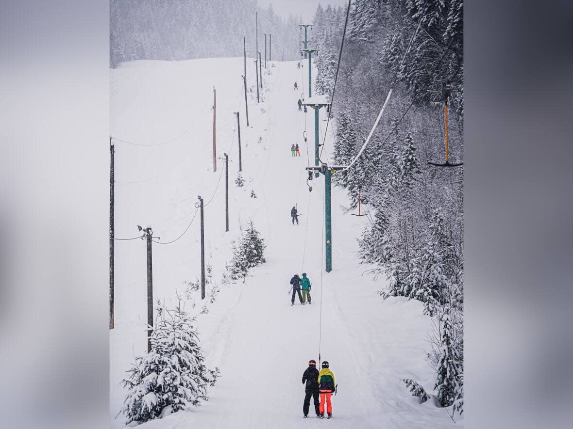 The Clearwater Ski Hill, which boasts on its website as having the fastest T-bar lift in Western Canada, has cancelled its season due to a lack of snow. (Clearwater Ski Hill/Facebook - image credit)