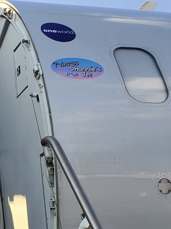 PSA Airlines, which is a subsidiary of American Airlines, dedicated one of its planes to the South Carolina teenager.