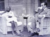 Breakfast meeting between Mahatma Gandhi and Viceroy of India, Lord Mountbatten 1947 (Photo by: Universal History Archive/Universal Images Group via Getty Images)