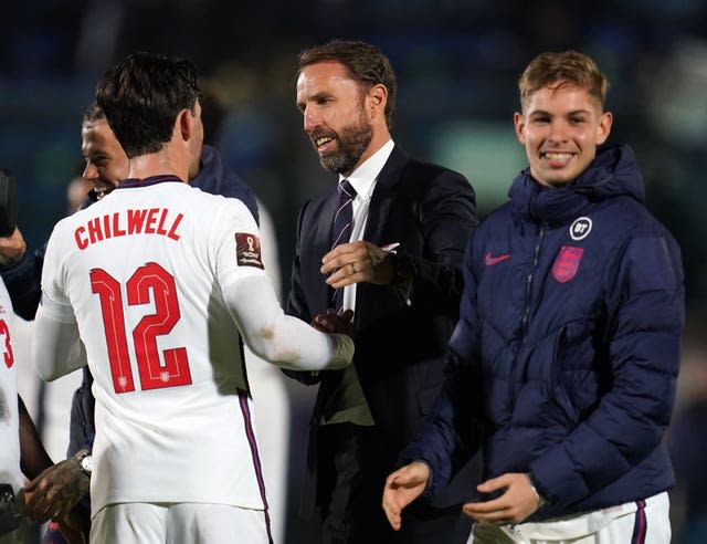 Gareth Southgate congratulates his players after the San Marino victory