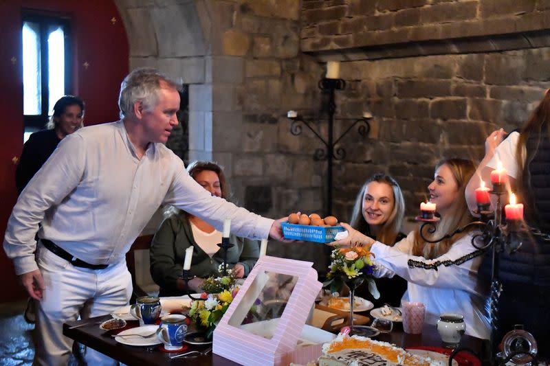 Owner of 15th Century Ballindooley Castle, offers his medieval home to Ukrianian refugees, in Ireland