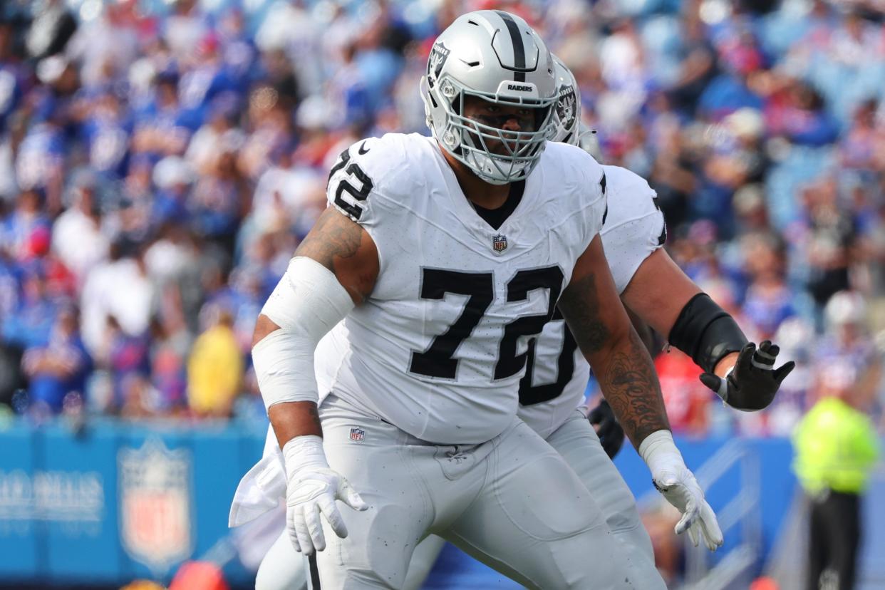 Las Vegas Raiders' Jermaine Eluemunor (72) during the second half of an NFL football game against the Buffalo Bills, Sunday, Sept. 17, 2023, in Orchard Park, N.Y. The Bills won 38-10. (AP Photo/Jeffrey T. Barnes)