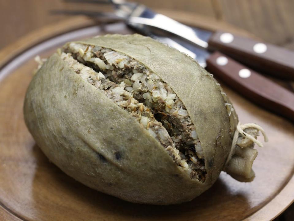 haggis traditional scottish food