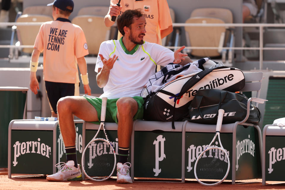 Daniil Medvedev angry at the change of ends.