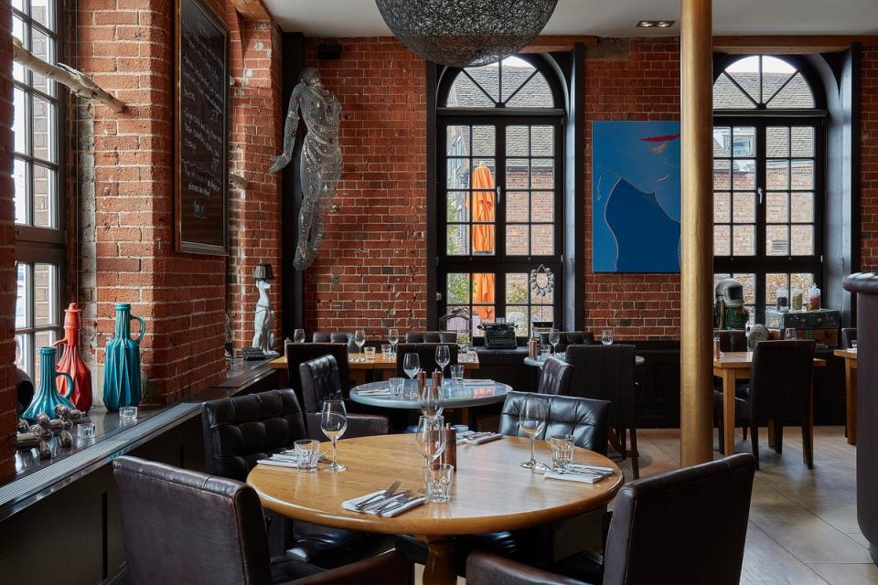 This trendy spot is perfect for a weekend of art and culture (Salthouse Harbour Hotel)