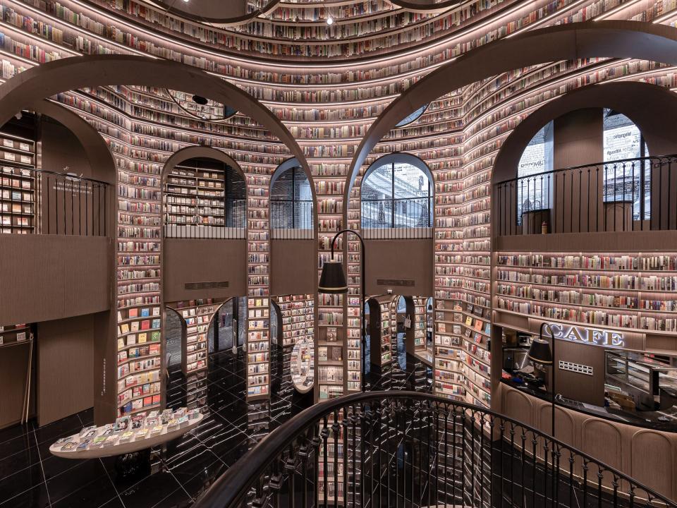 Dujiangyan Zhongshuge - Bookstore in Chengu, China - X-Living