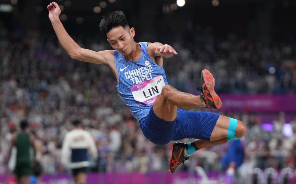 林昱堂出戰亞洲田徑錦標賽男子跳遠。(Photo by Li Yibo/Xinhua via Getty Images)