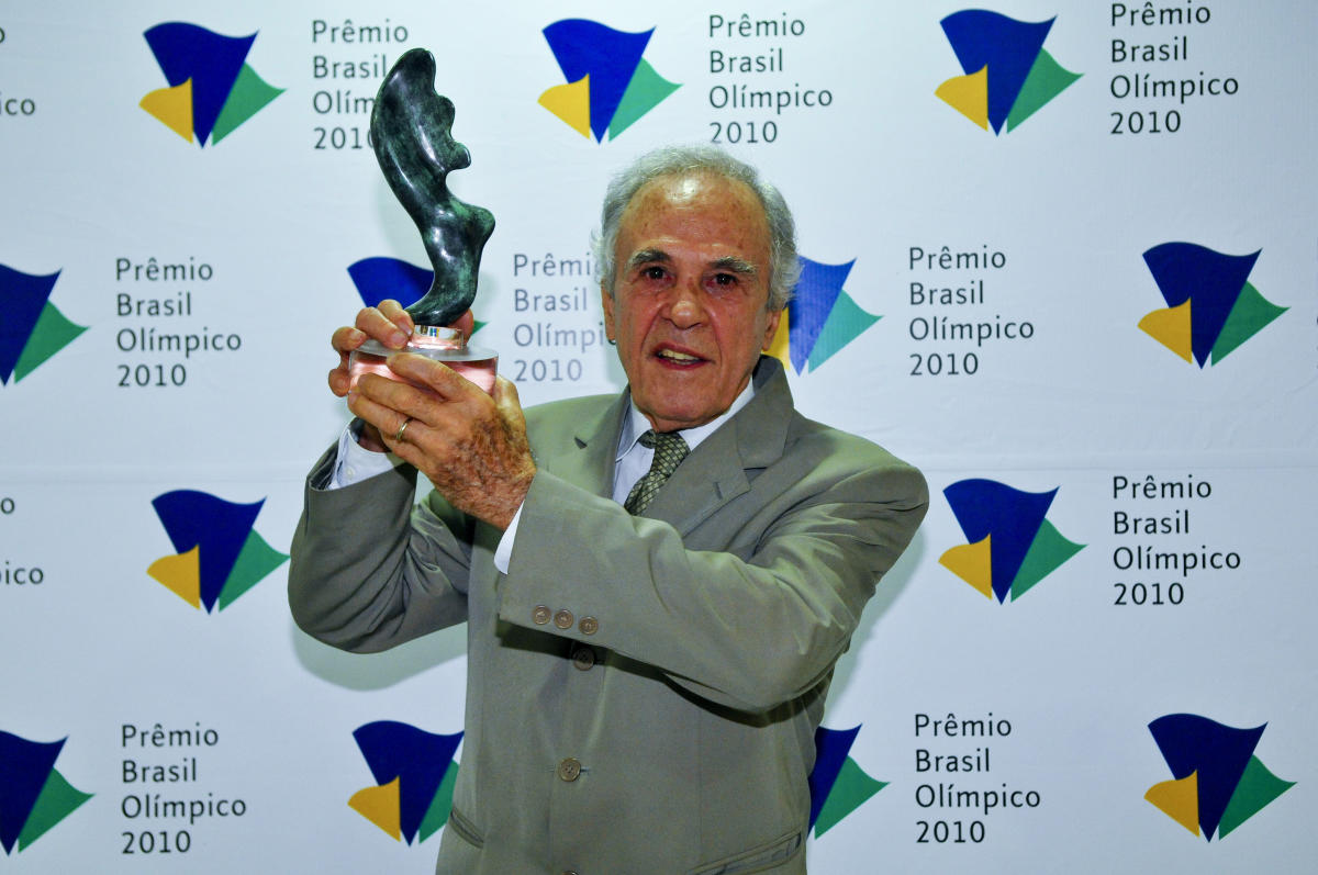 Muere a los 86 años el mejor boxeador brasileño Éder Jofre