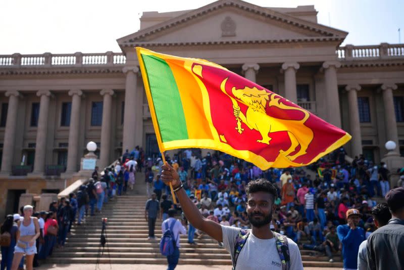 ▲斯里蘭卡的經濟危機讓民眾不滿上街，幾個月的示威活動幾乎摧毀了過去二十年大部分時間統治斯里蘭卡的拉賈帕克薩政治王朝。（圖／美聯社）