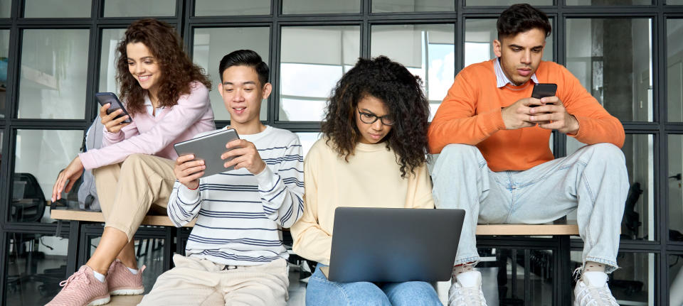 Los jóvenes necesitan más que un buen salario y eso le cuesta miles de millones a la economía de EEUU. Foto: Getty Images