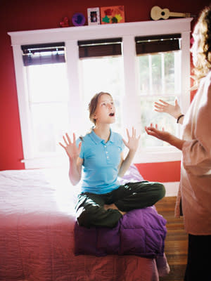 stepmother and stepdaughter fighting