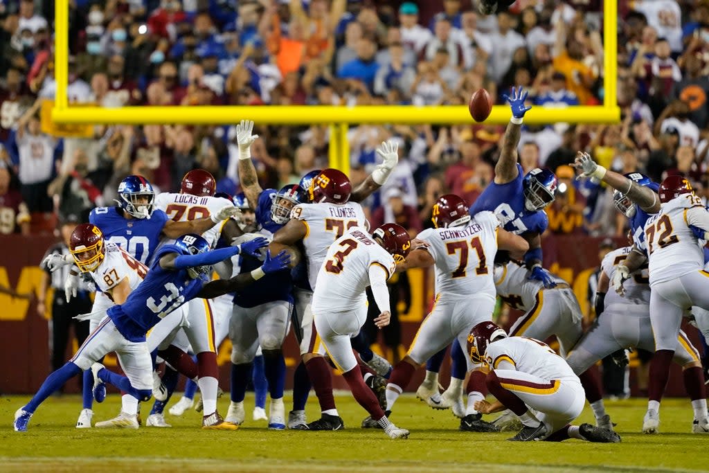 APTOPIX Giants Washington Football (Copyright 2021 The Associated Press. All rights reserved.)