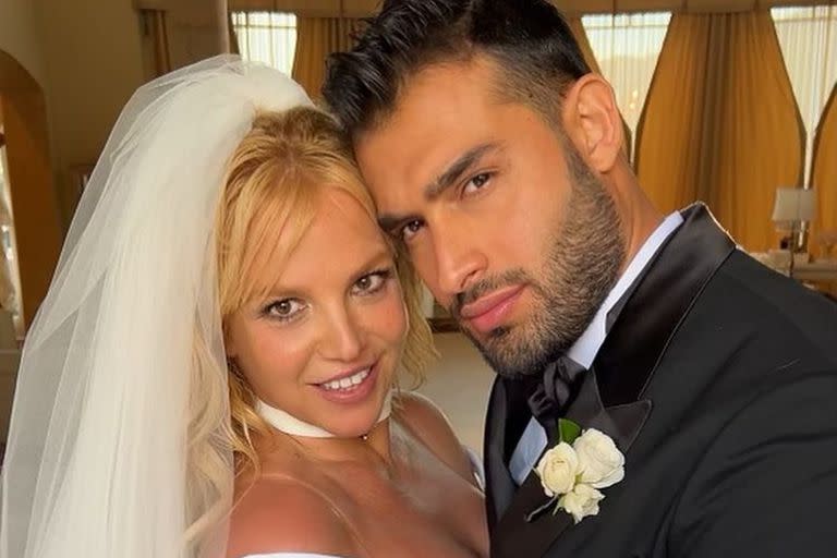 Britney Spears se casó acompañada de grandes amigos, pero con la ausencia de algunos familiares 