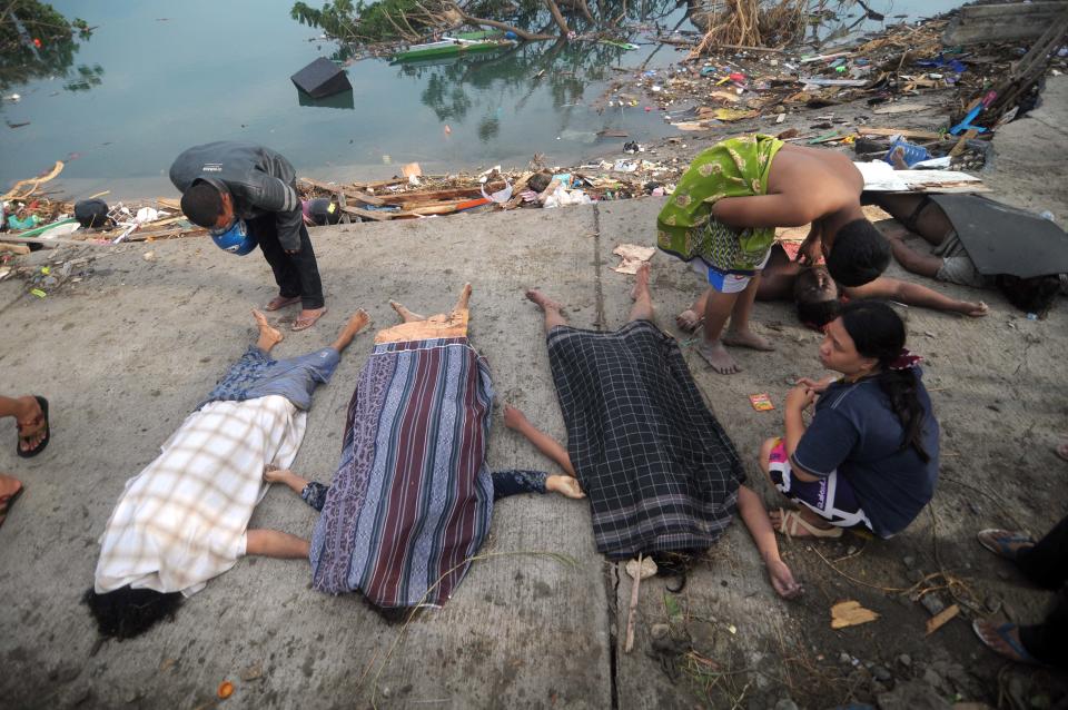 Deadly earthquake and tsunami in Indonesia