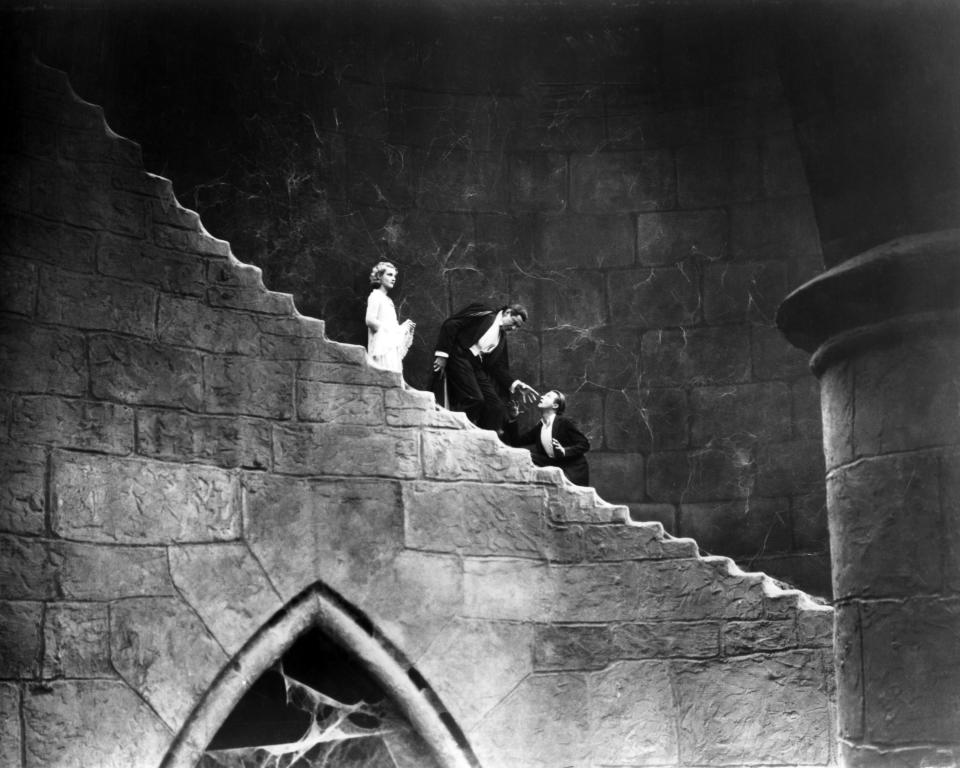 Left to right: Helen Chandler (1906 - 1965) as Mina, Bela Lugosi (1882 - 1956) as the vampire Count Dracula and Dwight Frye (1899 - 1943) as Renfield in 'Dracula', directed by Tod Browning, 1931. (Photo by Silver Screen Collection/Getty Images)