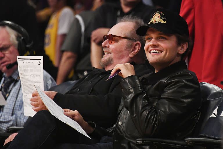 Nicholson junto a su hijo Ray, en noviembre de 2018