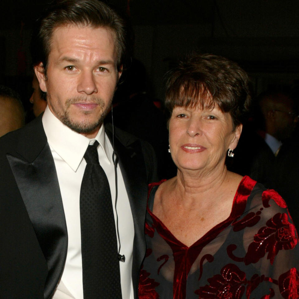 Mark Wahlberg and his mother Alma (Jim Smeal / BEI/Shutterstock)