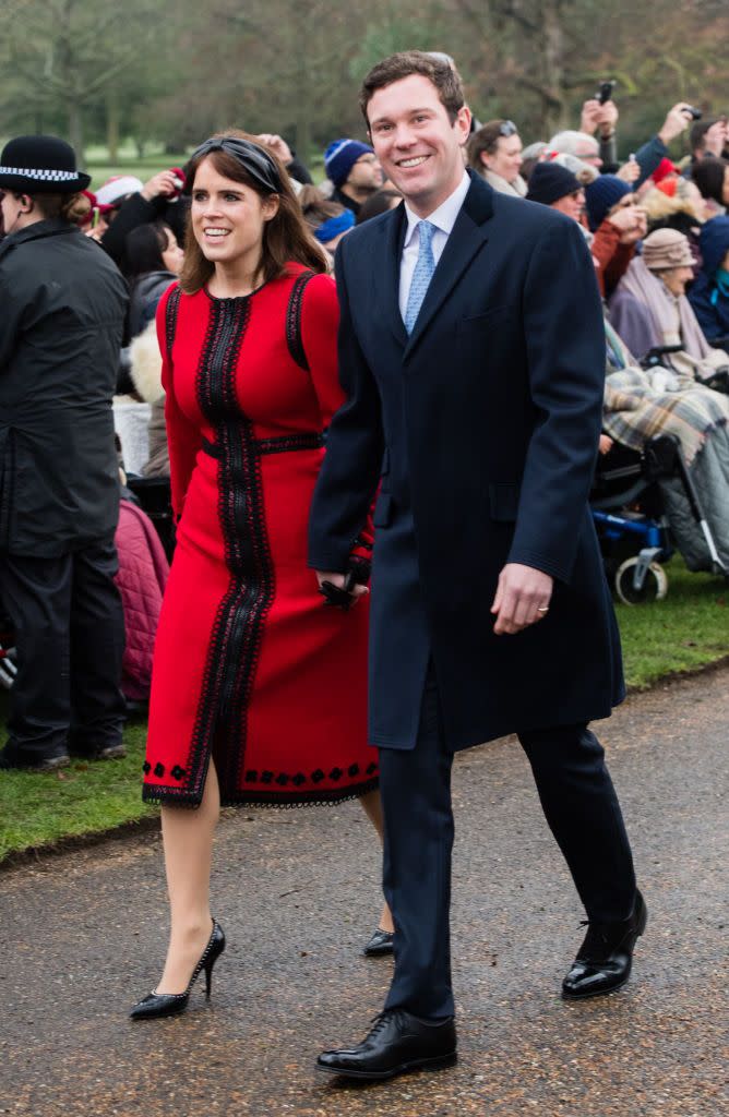 <p>The royal couple joined their fellow royal family members for the annual walk to Christmas day services on the Sandringham estate.</p>