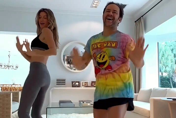 Gisele Bundchen dancing