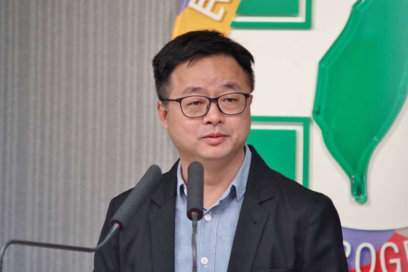 20190613-民進黨秘書ˋ長羅文嘉出席民調結果記者會。（盧逸峰攝）