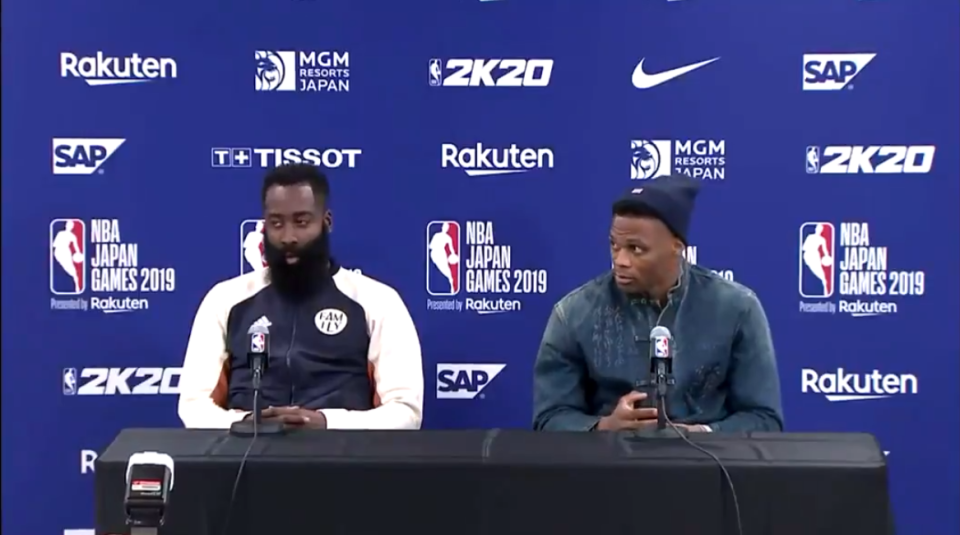 有記者向哈登（James Harden）與魏斯布魯克（Russell Westbrook）問及，他們是否會因為最近的爭議事件，而導致未來在發表看法時有所顧慮。   圖 : 翻攝自@Rockets_Insider推特