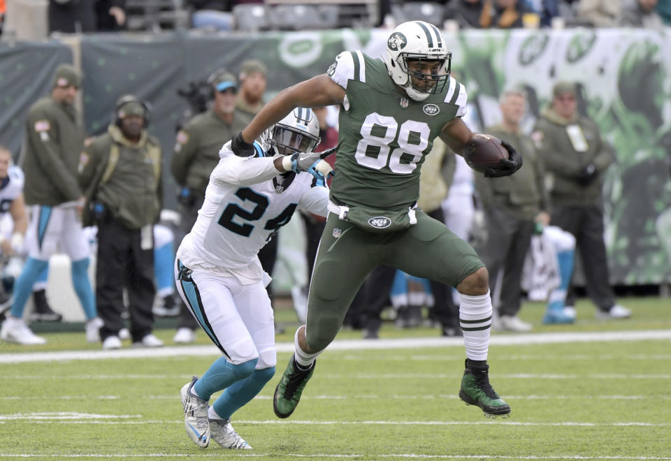 Austin Seferian-Jenkins – a free-agent tight end of the New York Jets – is playing the best football of his career. (AP)