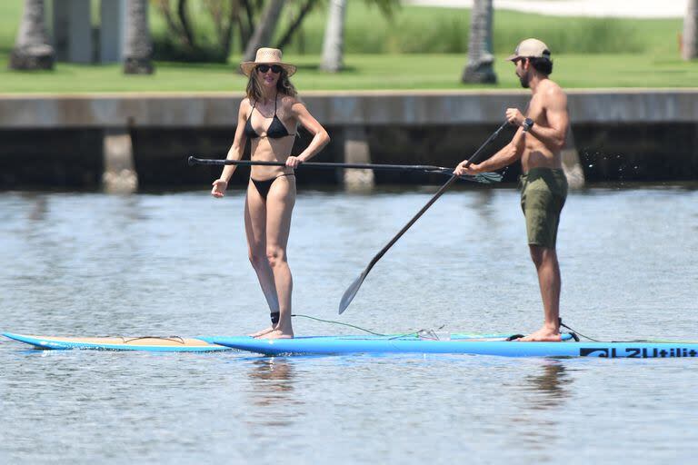 Gisele Bundchen en una sesión de paddleboard con su novio, Joaquim Valente, en Miami; “Mi prioridad siempre ha sido y seguirá siendo nuestros hijos a quienes amo con todo mi corazón