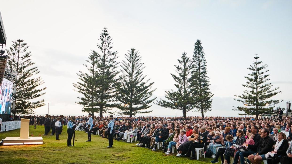 Anzac Day 2023 Coogee Dawn Service