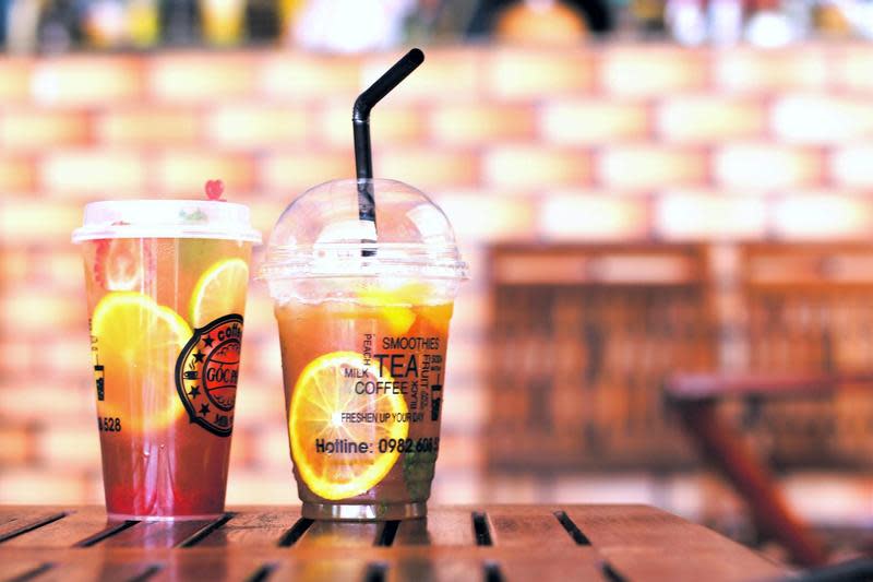 台南一家泡沫紅茶店，因為在徵才廣告上寫徵求「漂亮女森」遭罰10萬。（示意圖，pexels提供）