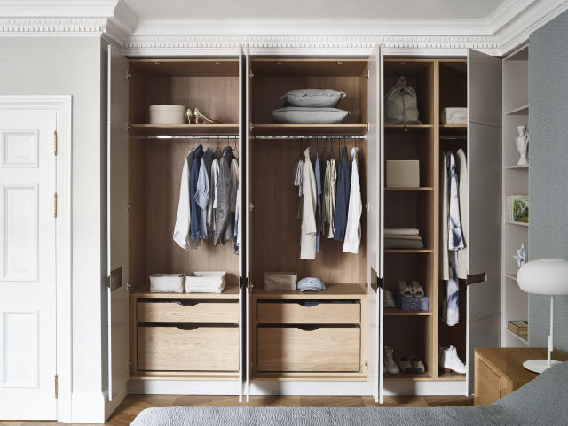 8 Clever Small Space Tiny Closet Organizational Hacks • Save