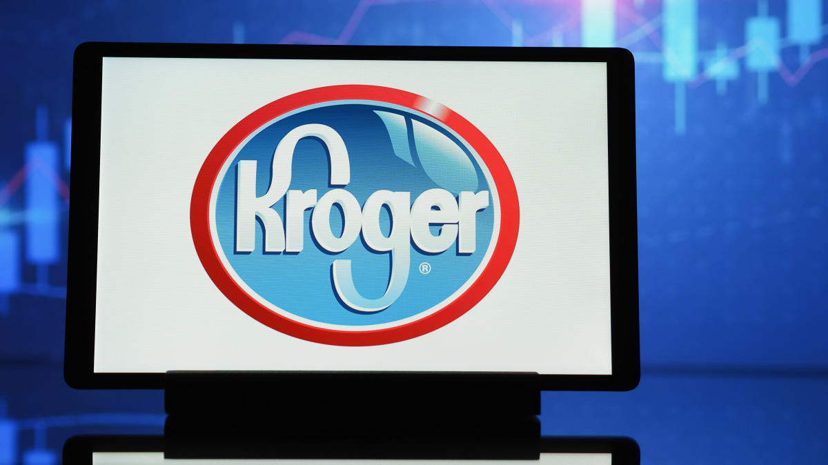 Kroger Shares Surge as Company Beats Expectations in Fourth Quarter