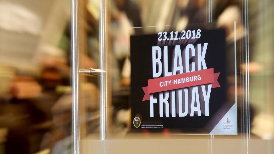 Manche Experten rechnen beim diesjährigen Black Friday mit zurückhaltenden Kunden.