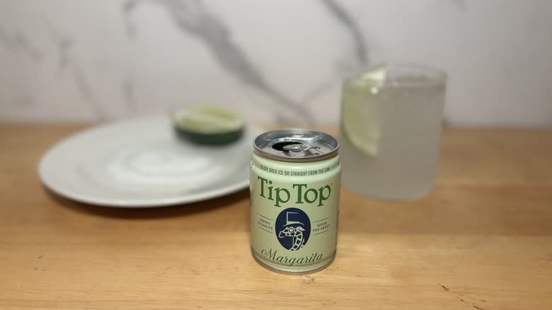 Margarita canned drink