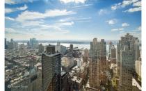 <p>The views of the city and the Hudson River from this 64th-floor apartment are incredible.</p>