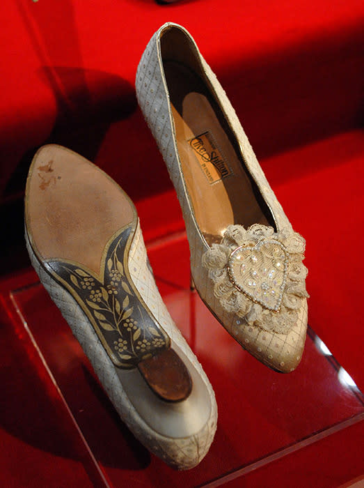 princess-diana-shoes