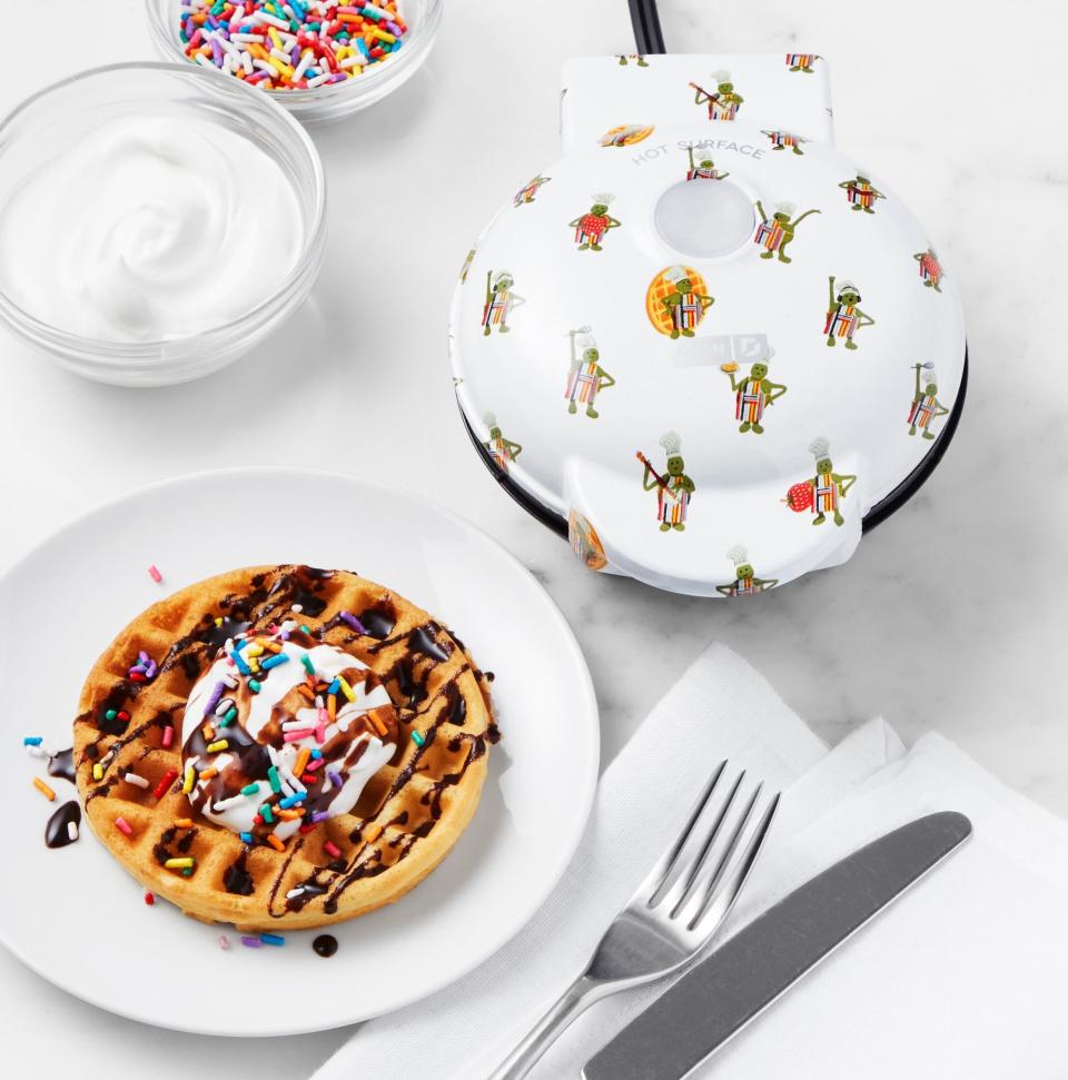 <p><a href="https://go.redirectingat.com?id=74968X1596630&url=https%3A%2F%2Fwww.williams-sonoma.com%2Fproducts%2Fdash-nkh-tiny-chef-waffle-maker&sref=https%3A%2F%2Fwww.womansday.com%2Flife%2Fwork-money%2Fg2775%2Fcharitable-gifts-that-give-back%2F" rel="nofollow noopener" target="_blank" data-ylk="slk:Shop Now;elm:context_link;itc:0;sec:content-canvas" class="link ">Shop Now</a></p><p>Dash No Kid Hungry Tiny Chef Mini Waffle Maker</p><p>williams-sonoma.com</p><p>$19.95</p><span class="copyright">Williams Sonoma</span>