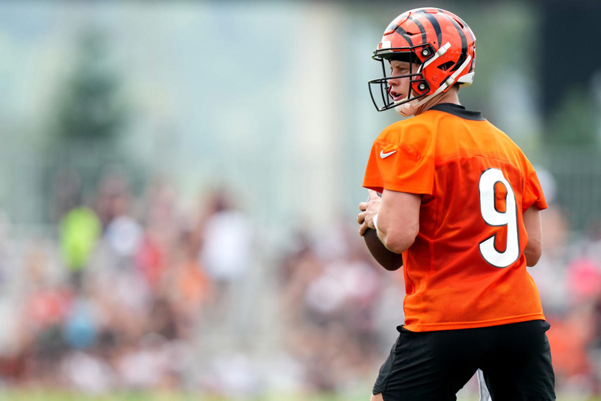 Cincinnati Bengals selling Joe Burrow jerseys, merchandise just