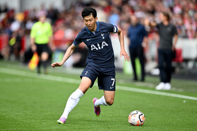 Tottenham Hotspur's Bryan Gil during the Premier League match between  News Photo - Getty Images