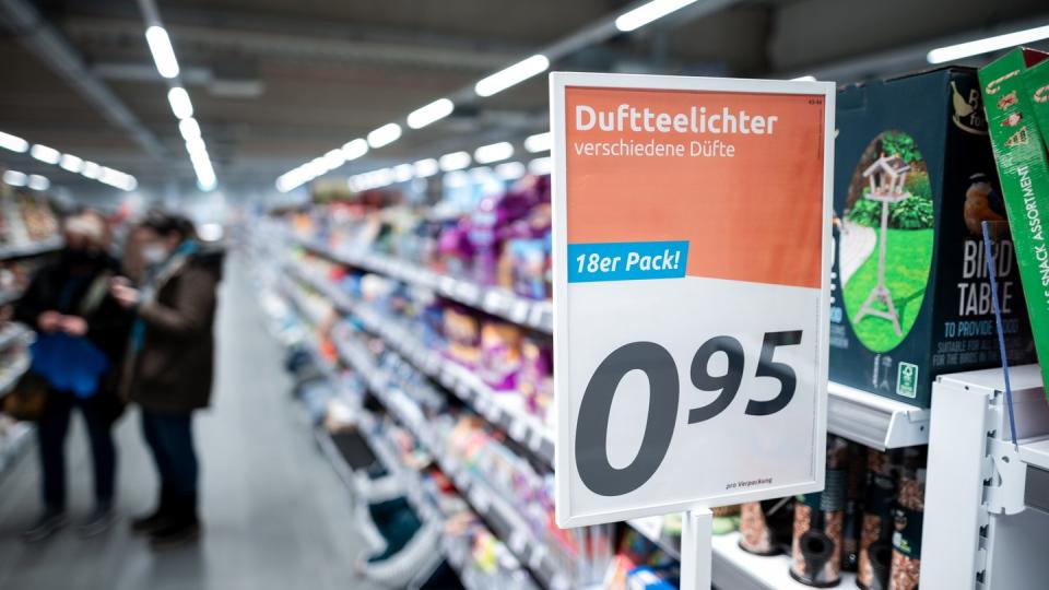 Filiale des niederländischen Non-Food-Discounters Action in Mönchengladbach.