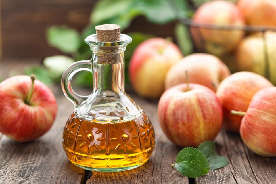 Myth: Apple cider vinegar helps with weight loss.
