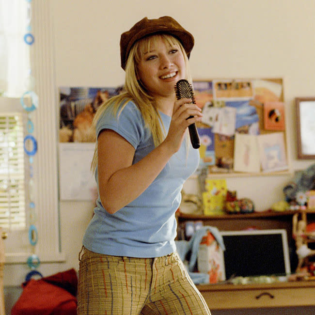 Hilary Duff revela que fue encasillada tras interpretar a ‘Lizzie McGuire’ credit:Bang Showbiz