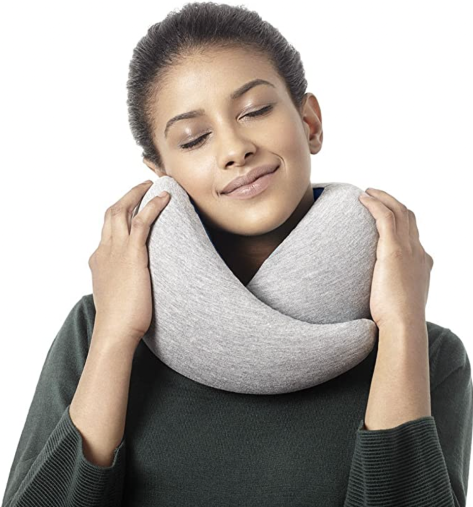 Ostrichpillow Go 
 Luxury Travel Pillow