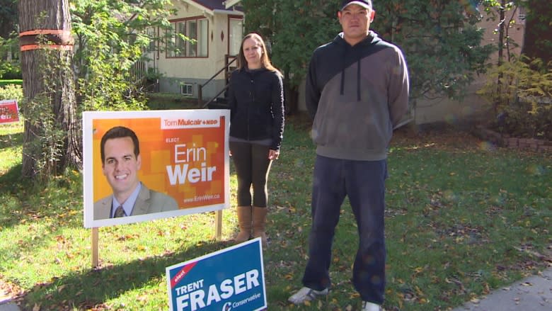 Signed up: Why some lawns display multiple party signs