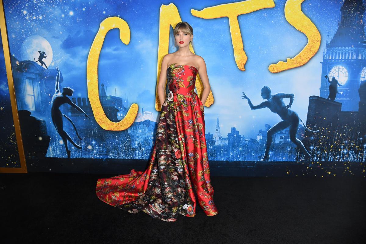 Cats: can the CGI nightmare movie actually land on its feet?, Cats