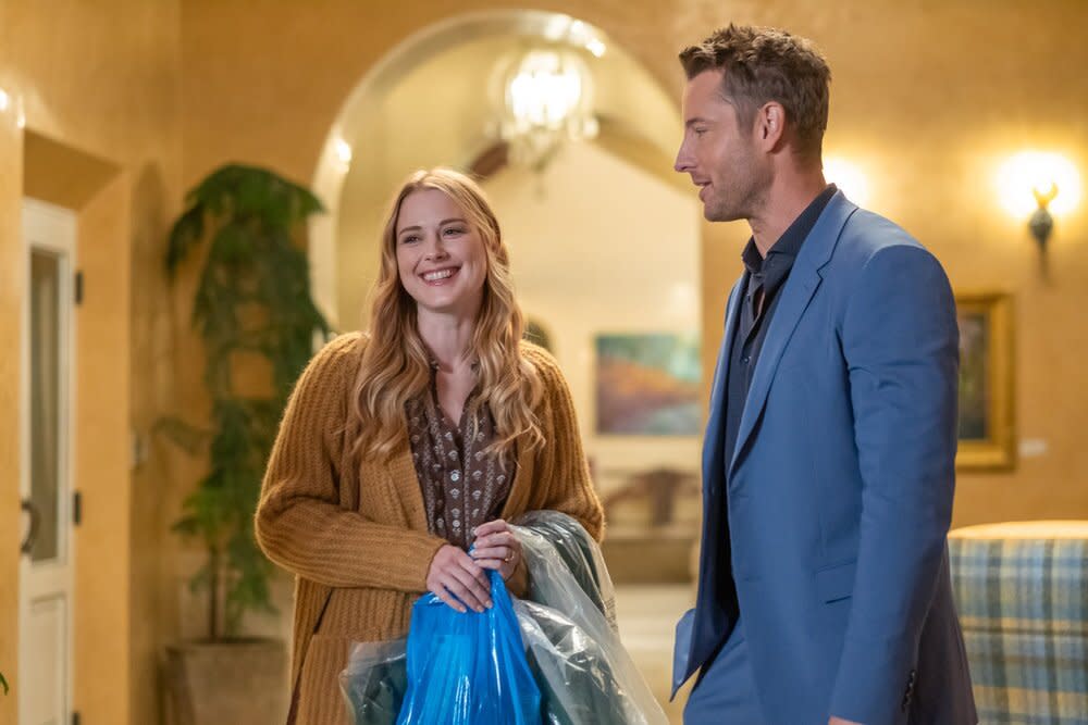 THIS IS US -- “The Night Before the Wedding” Episode 614 -- Pictured: (l-r) Alexandra Breckinridge as Sophie, Justin Hartley as Kevin -- (Photo by: Ron Batzdorff/NBC)