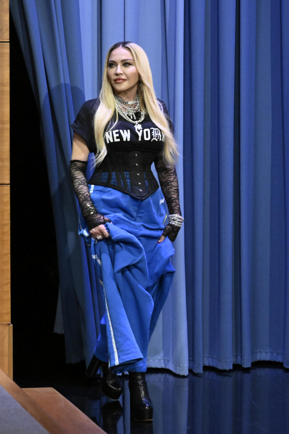 THE TONIGHT SHOW STARRING JIMMY FALLON -- Episode 1697 -- Pictured: Singer Madonna arrives on Wednesday, August 10, 2022 -- (Photo by: Todd Owyoung/NBC via Getty Images)
