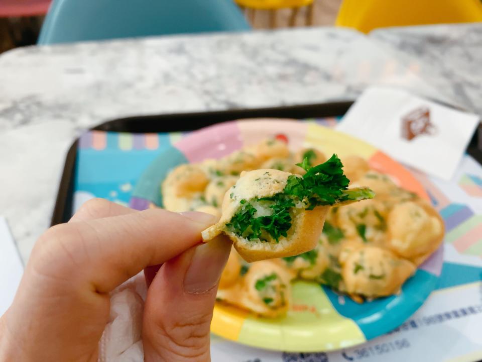 【芫茜雞蛋仔 】美食定劣食？超極端味道食物. 網民：我完全想像唔到囉！ 仲有黑松露漢堡