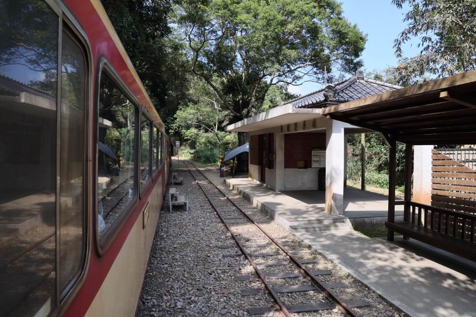 梨園寮車站是阿里山森林鐵路中的一個小車站圖片來源：阿里山林業鐵路及文化資產管理部